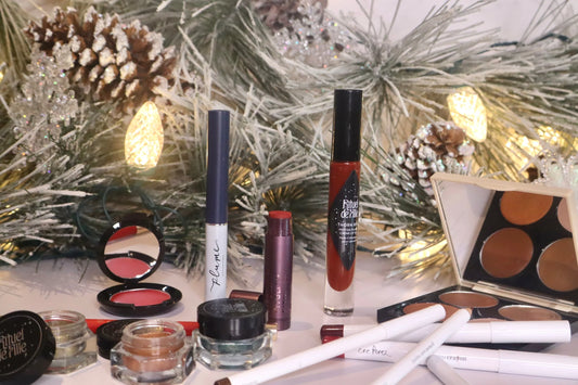 Holiday Glam Kit – Unwrap Bold, Beautiful Holiday Looks